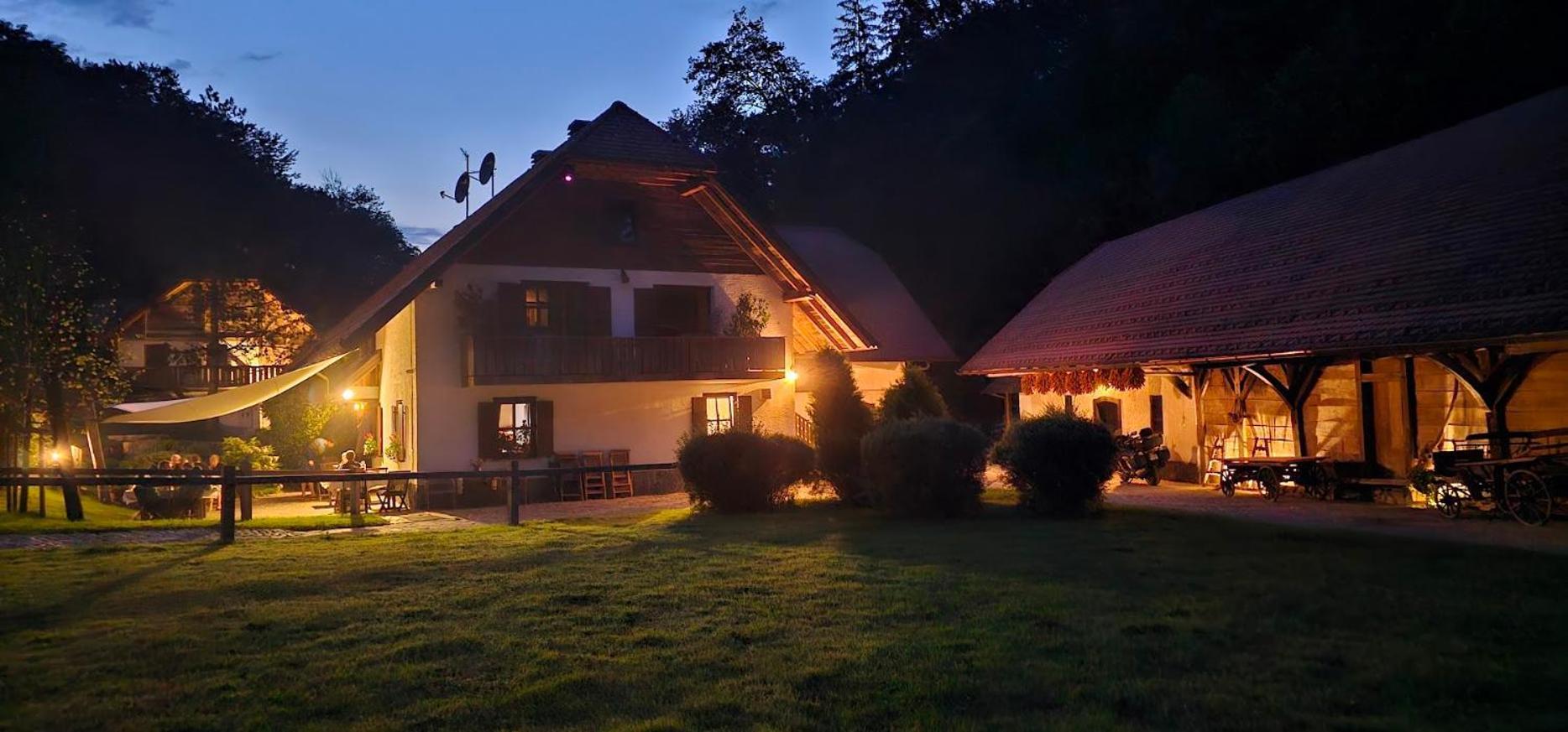 Domacija Seruga Countryside Hotel Novo Mesto Exterior foto